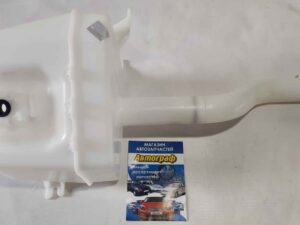 Бачок омывателя Hyundai Tucson 04-