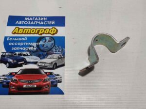 Скоба стабилизатора ВАЗ 2101-07 на рычаге